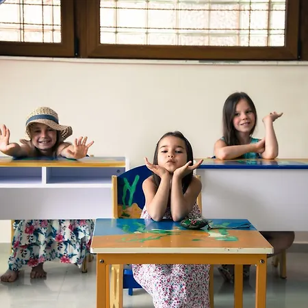 Apolonia Palace Aparthotel