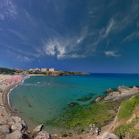 Lägenhetshotell Apolonia Palace 4*